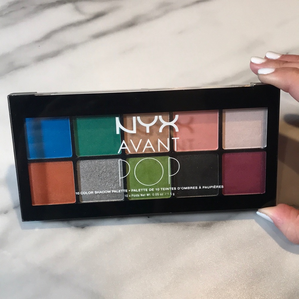 Brand new Nyx avant- pop eyeshadow palette